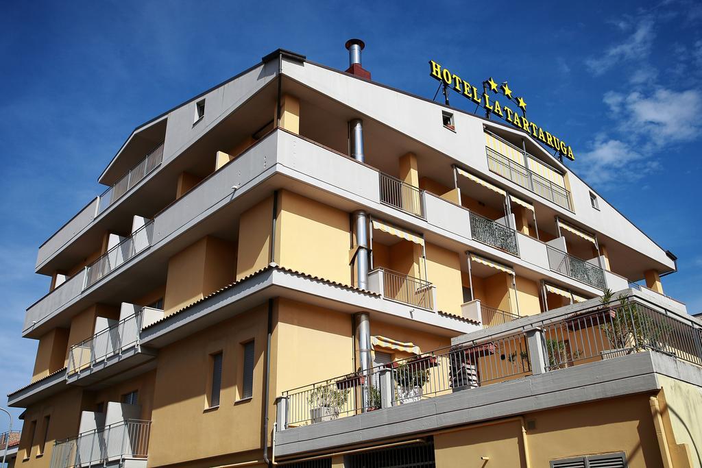 Hotel La Tartaruga Roseto Degli Abruzzi Zewnętrze zdjęcie